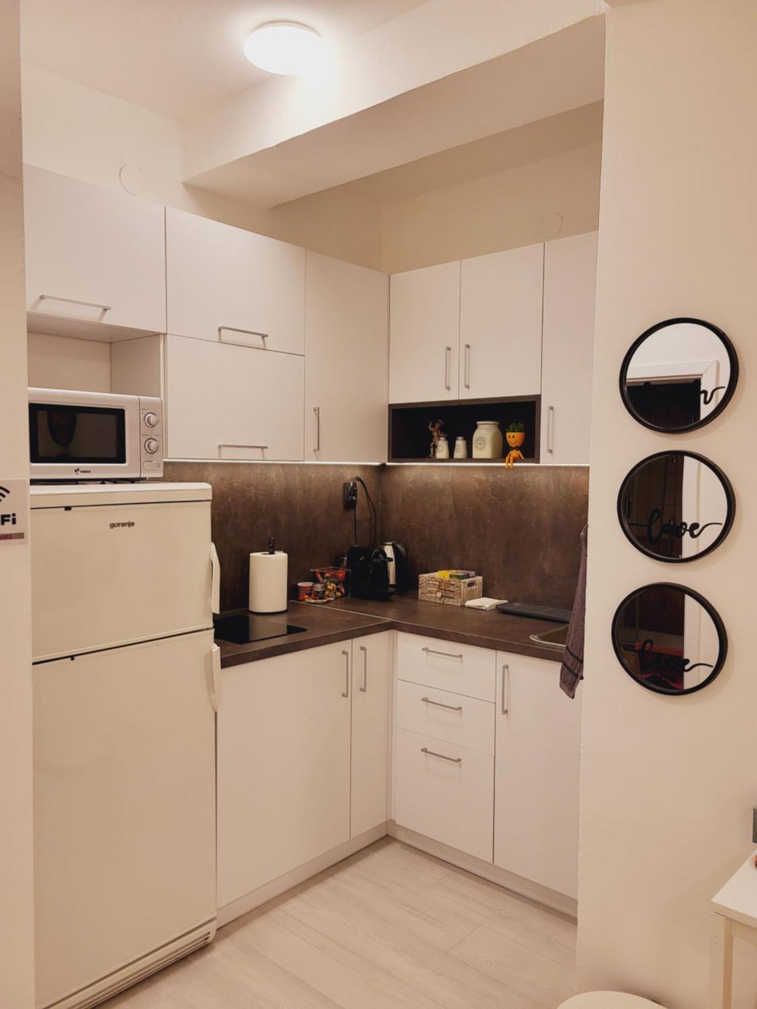 City Center White Apartment! Σκόπια Εξωτερικό φωτογραφία