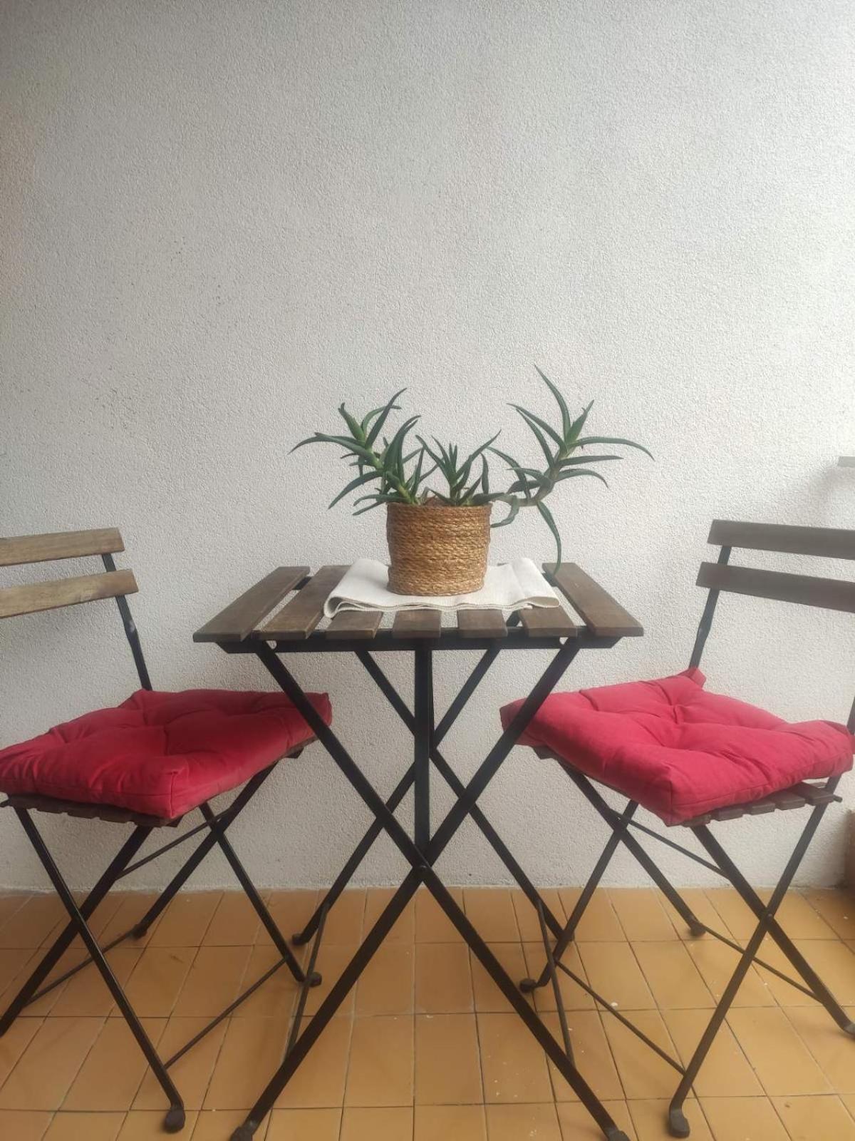 City Center White Apartment! Σκόπια Εξωτερικό φωτογραφία